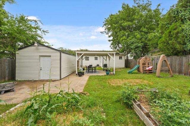 3350 Glenhaven Boulevard, Dallas, TX 75211