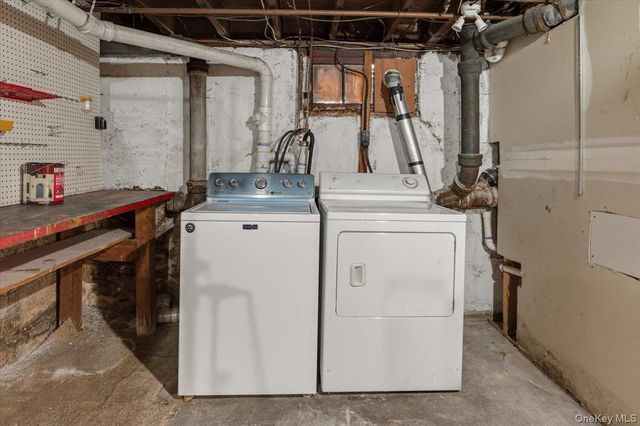 1871 Relyea Drive, Merrick, NY 11566