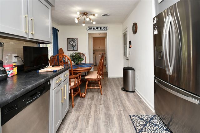 208 Sheffield Court, Easley, SC 29642
