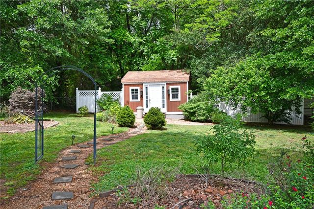 208 Sheffield Court, Easley, SC 29642