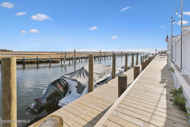 26 Bowsprit Drive, Bayville, NJ 08721