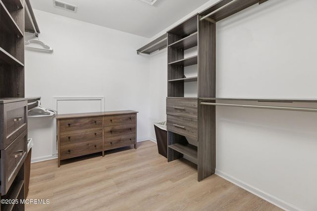 26 Bowsprit Drive, Bayville, NJ 08721