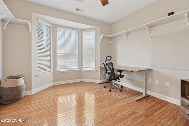 26 Bowsprit Drive, Bayville, NJ 08721