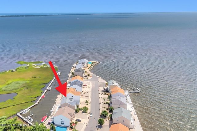 26 Bowsprit Drive, Bayville, NJ 08721