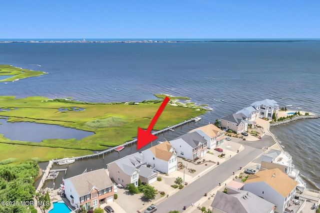 26 Bowsprit Drive, Bayville, NJ 08721