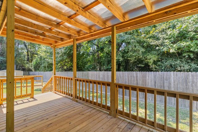 505 Harbor Point Drive, Trinity, TX 75862