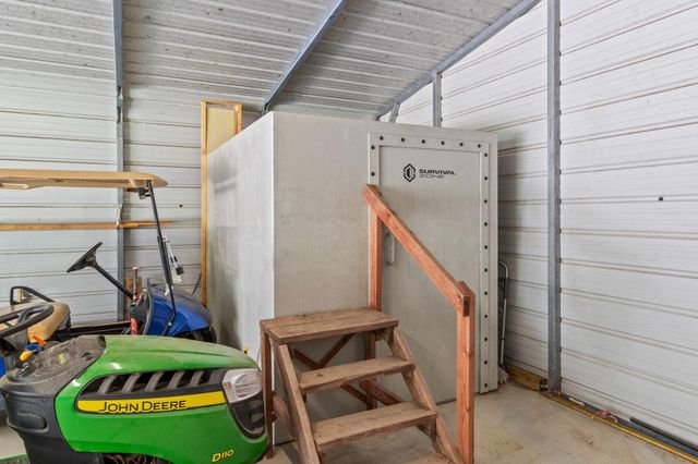 505 Harbor Point Drive, Trinity, TX 75862