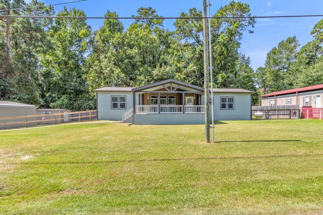 505 Harbor Point Drive, Trinity, TX 75862