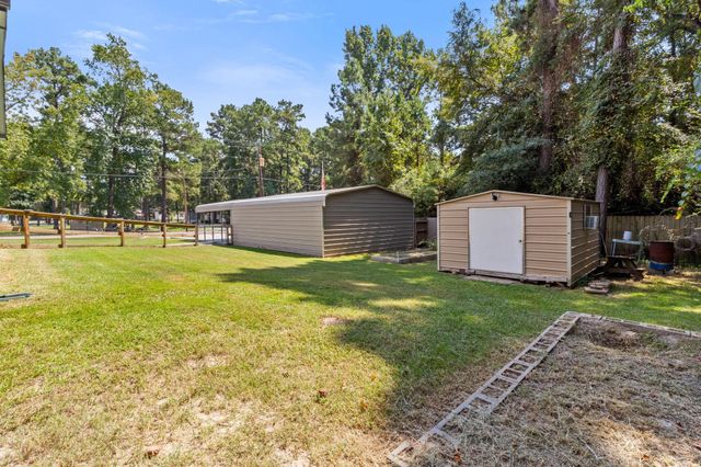 505 Harbor Point Drive, Trinity, TX 75862