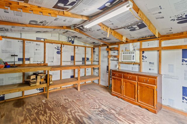 505 Harbor Point Drive, Trinity, TX 75862