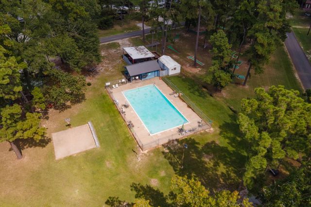 505 Harbor Point Drive, Trinity, TX 75862