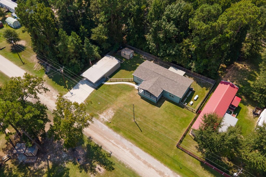 505 Harbor Point Drive, Trinity, TX 75862