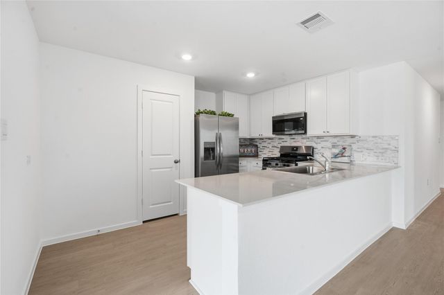 2327 Still Bend Lane, League City, TX 77573