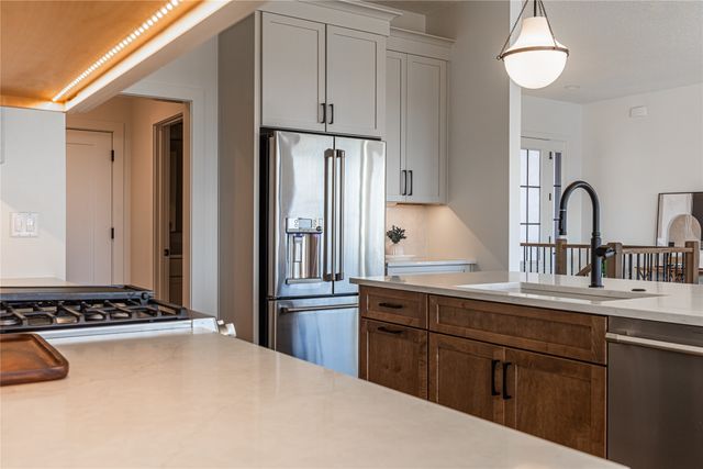 8109 Buckley Street, Johnston, IA 50131