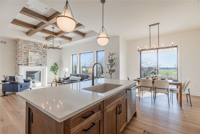 8109 Buckley Street, Johnston, IA 50131