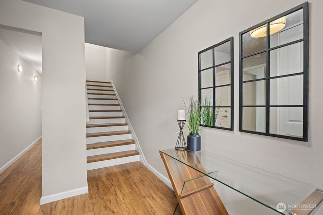 7639 SE 29th Street, Mercer Island, WA 98040