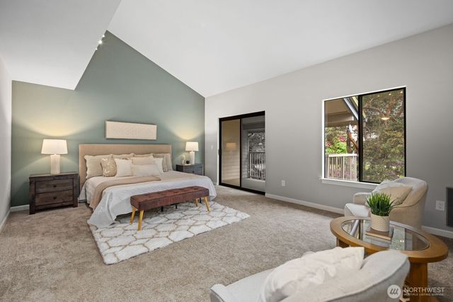 7639 SE 29th Street, Mercer Island, WA 98040