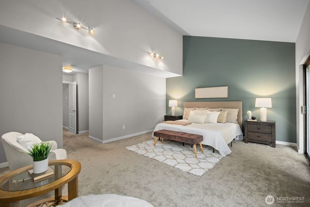 7639 SE 29th Street, Mercer Island, WA 98040