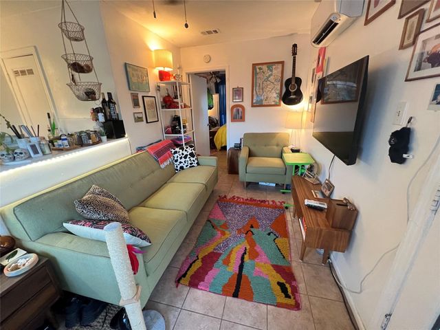 3318 Hemlock Ave B, Austin, TX 78722