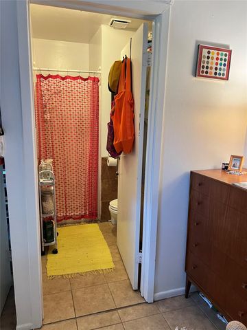 3318 Hemlock Ave B, Austin, TX 78722