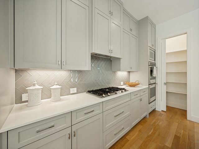 3724 W Beverly Drive, Dallas, TX 75209