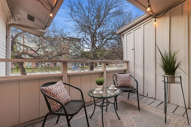 4347 Dickason Avenue 214, Dallas, TX 75219