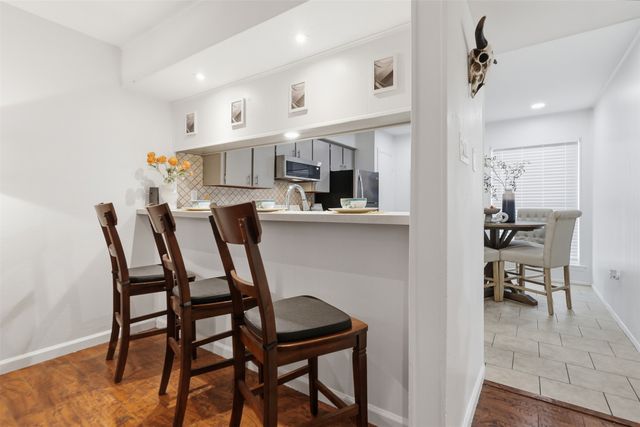 4347 Dickason Avenue 214, Dallas, TX 75219