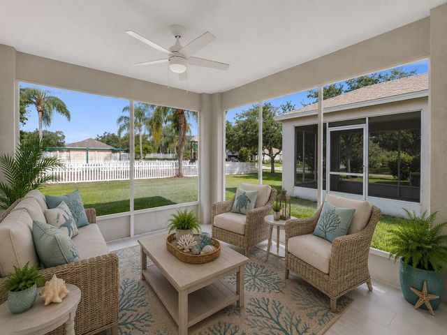 962 E 13th Square, Vero Beach, FL 32960