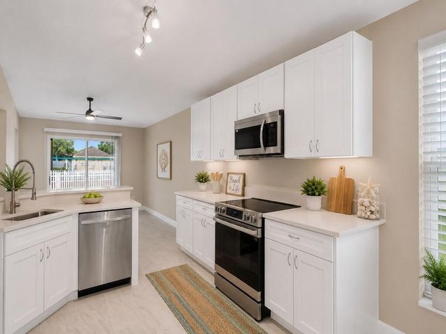 962 E 13th Square, Vero Beach, FL 32960