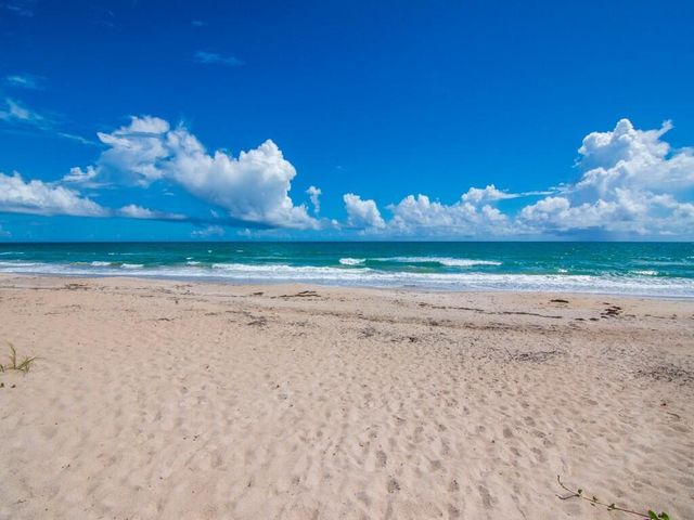 962 E 13th Square, Vero Beach, FL 32960