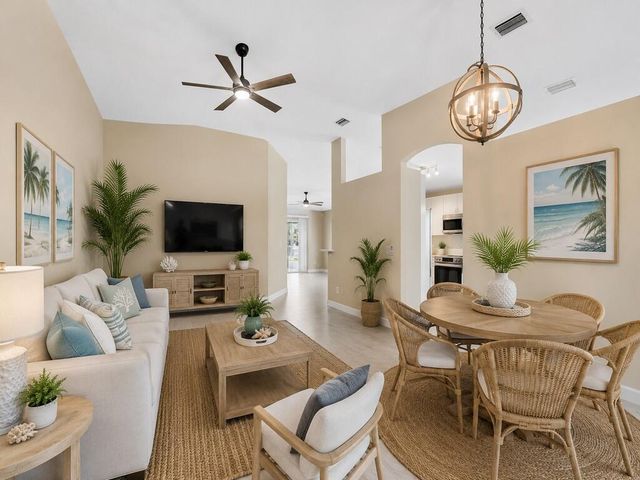 962 E 13th Square, Vero Beach, FL 32960