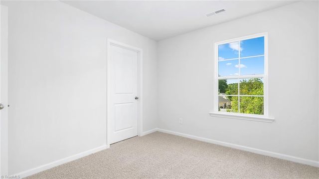 624 Beechwood Circle, Thomasville, NC 27360