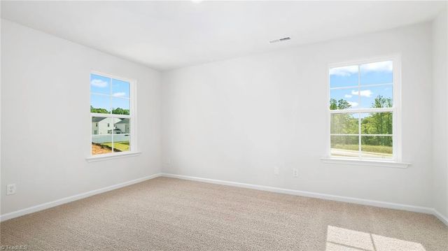 624 Beechwood Circle, Thomasville, NC 27360