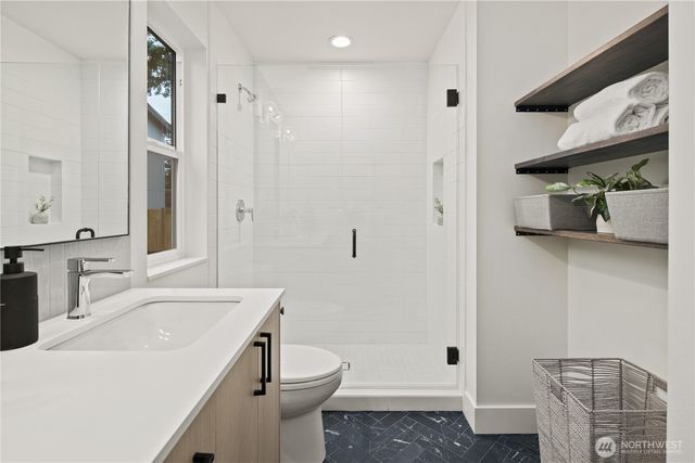 333 18th Avenue, Kirkland, WA 98033