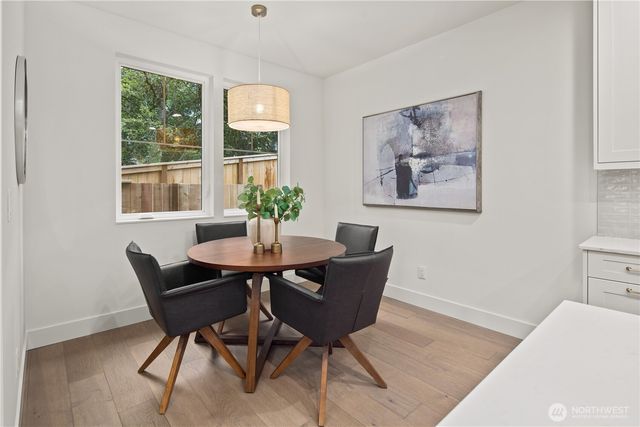 333 18th Avenue, Kirkland, WA 98033