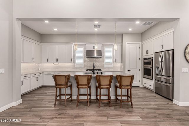 17384 W AUBURN Street, Surprise, AZ 85388