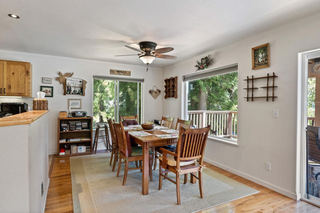 2876 Deep Lake South Shore Rd, Colville, WA 99114