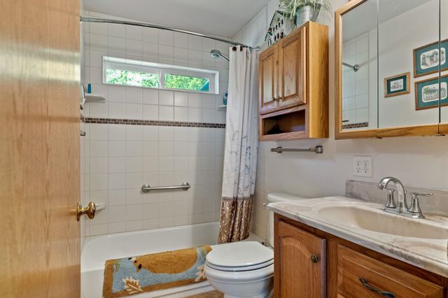 2876 Deep Lake South Shore Rd, Colville, WA 99114