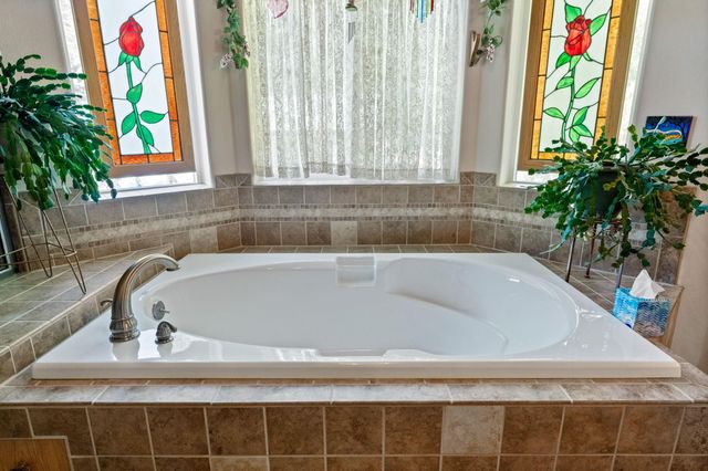 2876 Deep Lake South Shore Rd, Colville, WA 99114