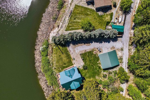 2876 Deep Lake South Shore Rd, Colville, WA 99114