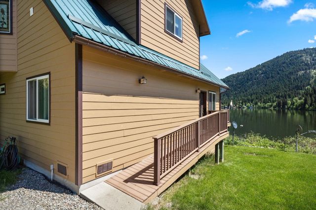 2876 Deep Lake South Shore Rd, Colville, WA 99114