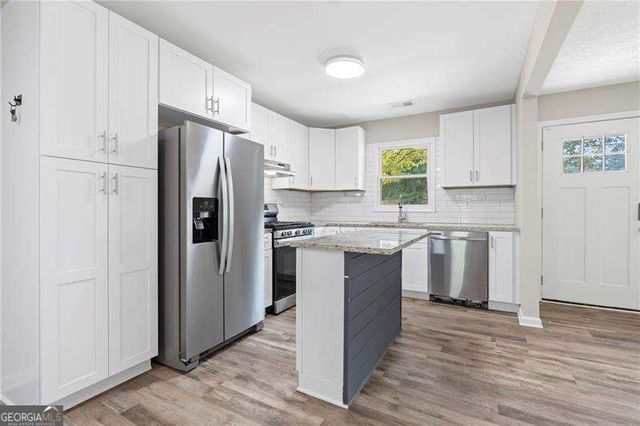 33 Smyrna Powder Springs Road SE, Marietta, GA 30060