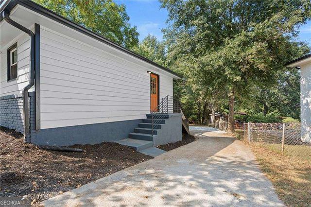 33 Smyrna Powder Springs Road SE, Marietta, GA 30060
