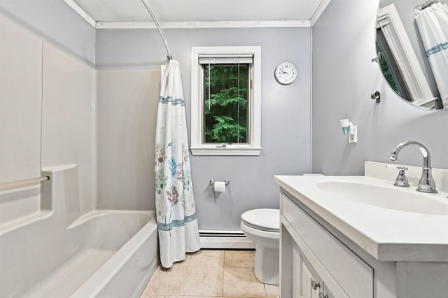 108 Chase Road, South Hampton, NH 03827