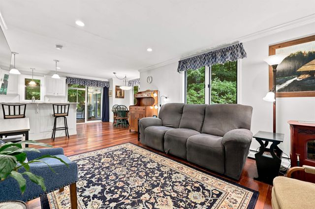 108 Chase Road, South Hampton, NH 03827