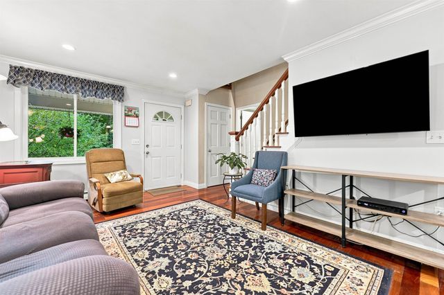 108 Chase Road, South Hampton, NH 03827