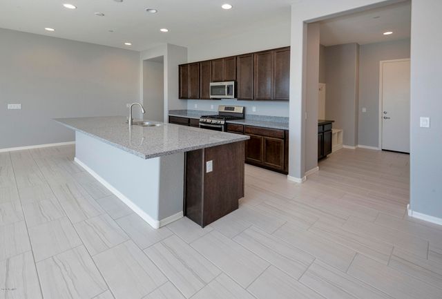 25429 N 19 Lane, Phoenix, AZ 85085