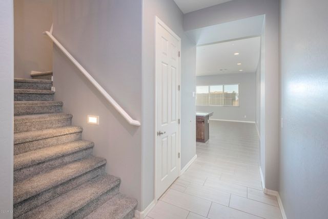 25429 N 19 Lane, Phoenix, AZ 85085