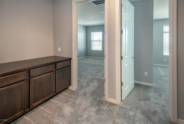 25429 N 19 Lane, Phoenix, AZ 85085