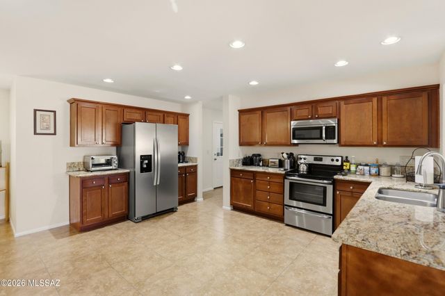 9209 E Baker Street, Tucson, AZ 85710